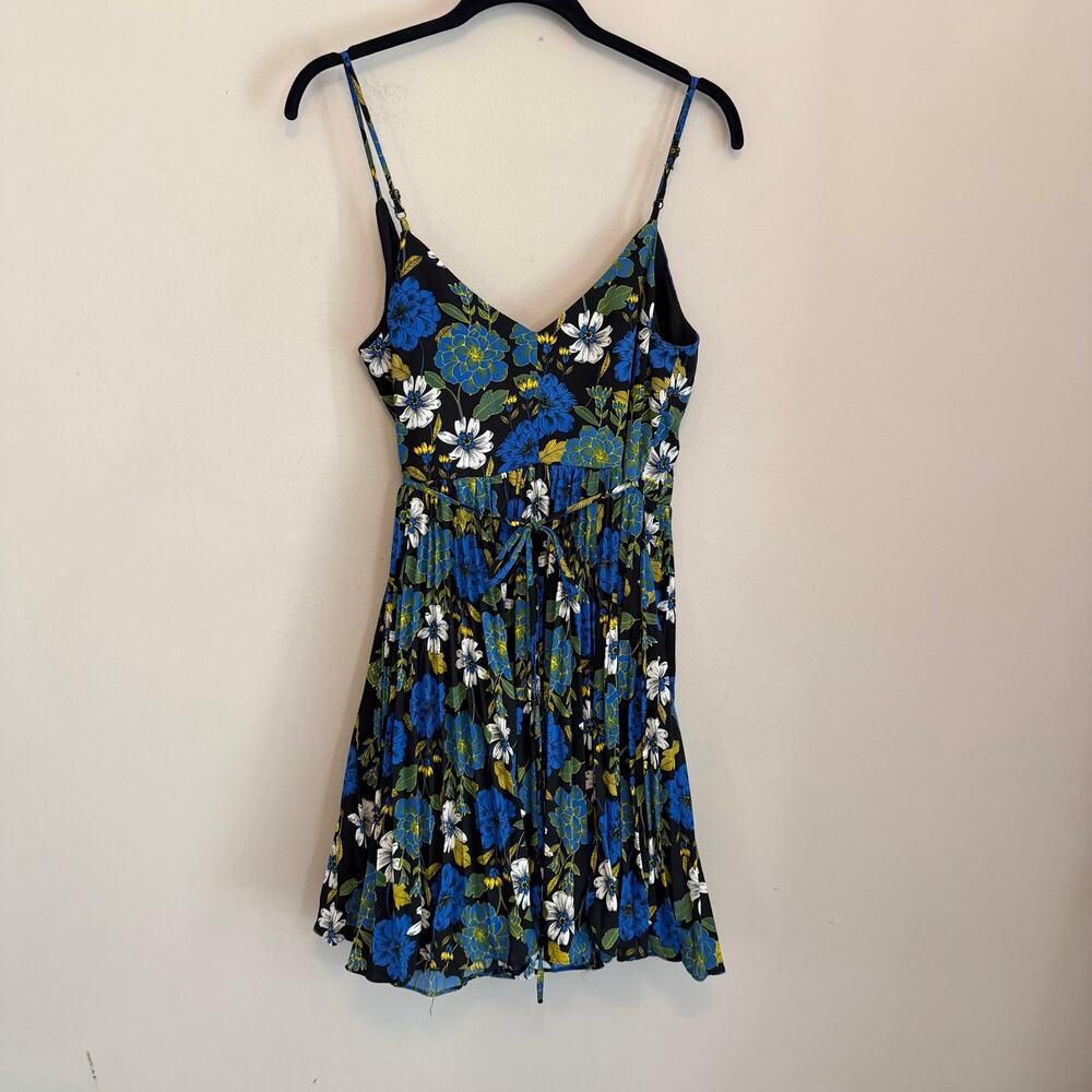 Lost + Wander Floral Mini Slip Dress S Black Blue Pleated Summer Boho Romantic - Picture 5 of 8